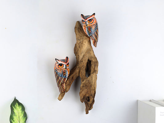 Handcrafted Wooden Owl Wall Art– Stunning, Hand-Painted Wall Hanging for Home Wall Deco, Animal Statue, Unique Art, Room Decor, Gift for Her